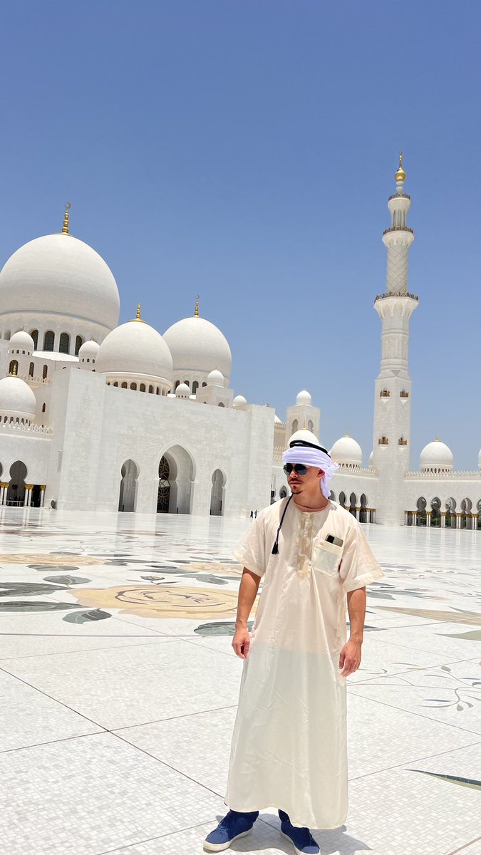 Linklenon's tweet photo. Abu Dhabi https://t.co/DoXljxz4eU