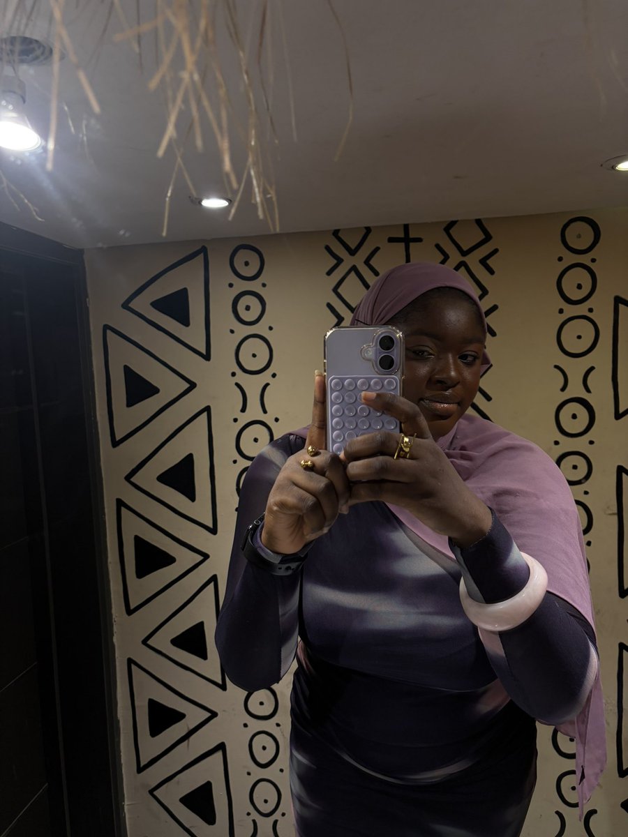 Balogun Yehmi tweet media