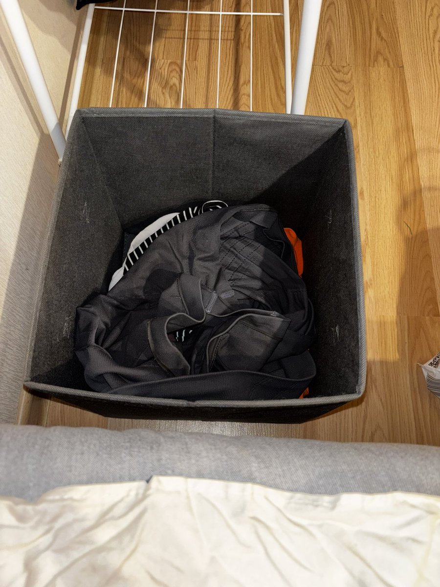 бина tweet media