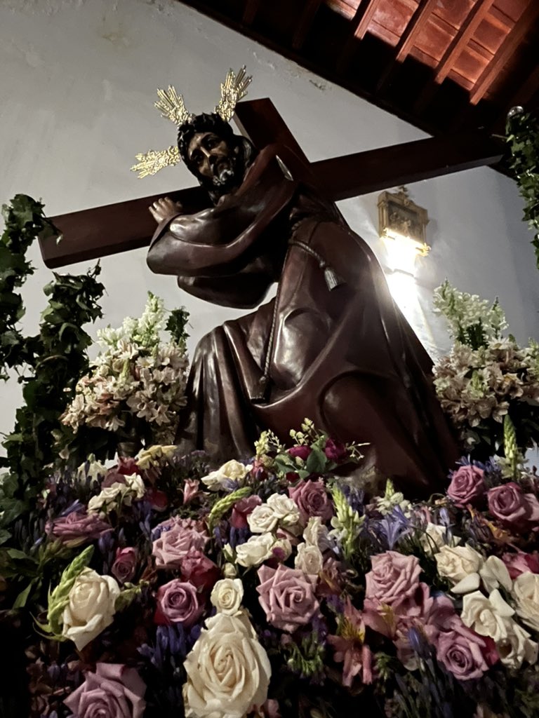 marielagra's tweet photo. 02-04-26 #JesúsDeNazareth #fe #cielo #saludparalosenfermos
 #VirgendelaPaz #porestascalles #abril https://t.co/cdVBAafoBm