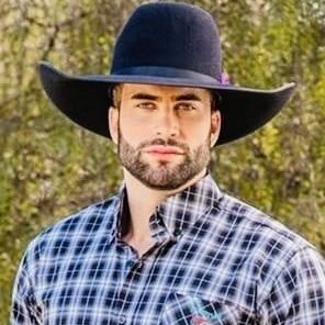 Comisario Corroensombra/ Astra Militarum Account tweet media