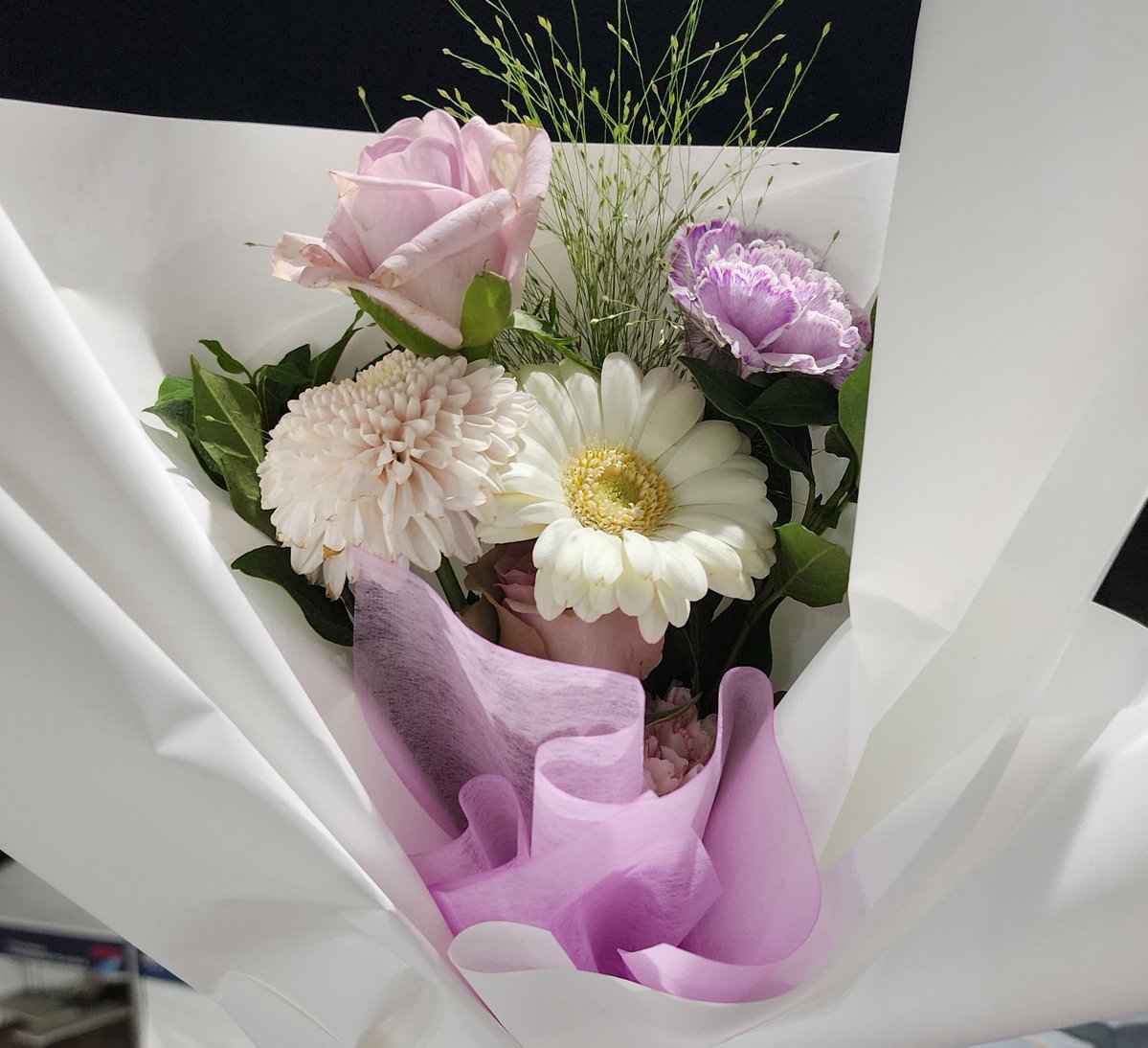 mehreen⁷ tweet media