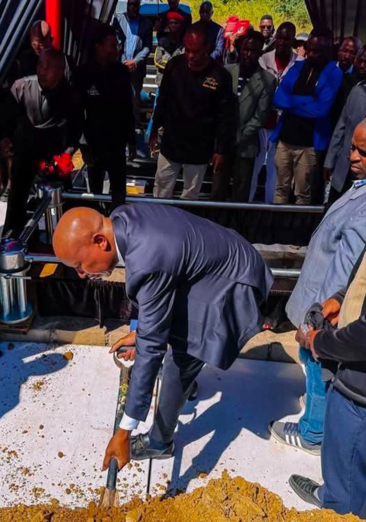 MathibeRebecca's tweet image. People’s person!!!
Motho wa batho!!!
#Registertovoteforeff.org.za