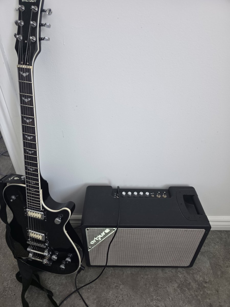 4 Frig Sakes tweet media