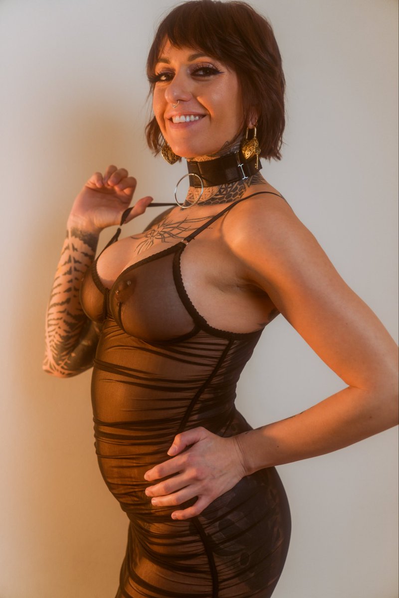 Bex Bangz tweet media