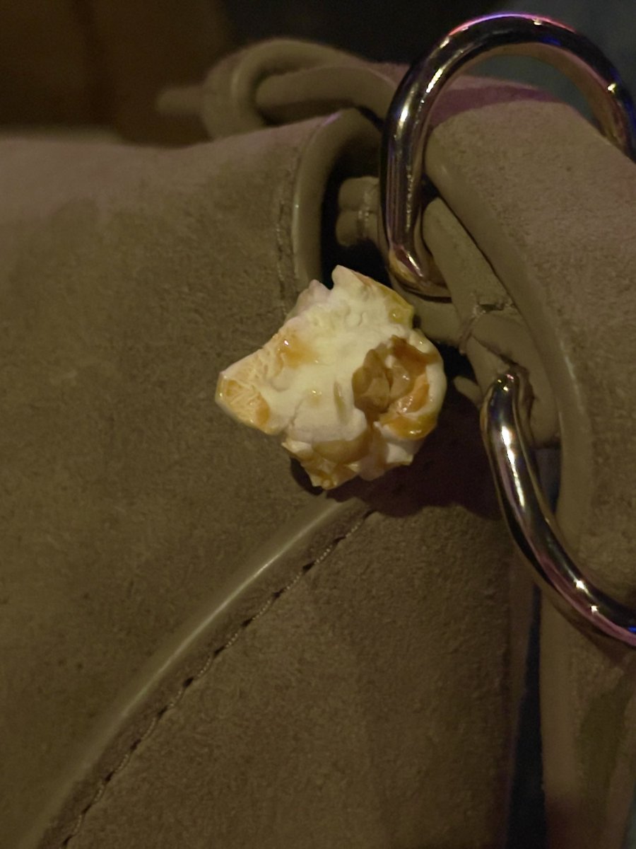 saeioura's tweet photo. dropped my popcorn and the way it landed made it look exactly like snoopy, snoopy reveals himself everywhere if you’re pure of heart to see https://t.co/6jYseu0xun