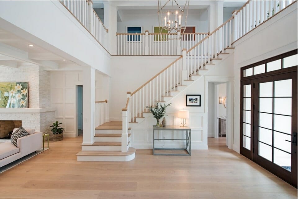 TheLemeDecor's tweet image. Transitional staircase decorating ideas blending classic and modern elements, enhancing architectural lines with stylish finishes and thoughtful décor for a cohesive, elegant look.

#StaircaseDesign #TransitionalStyle #InteriorDesign #HomeDecor #ElegantInteriors #ModernClassic