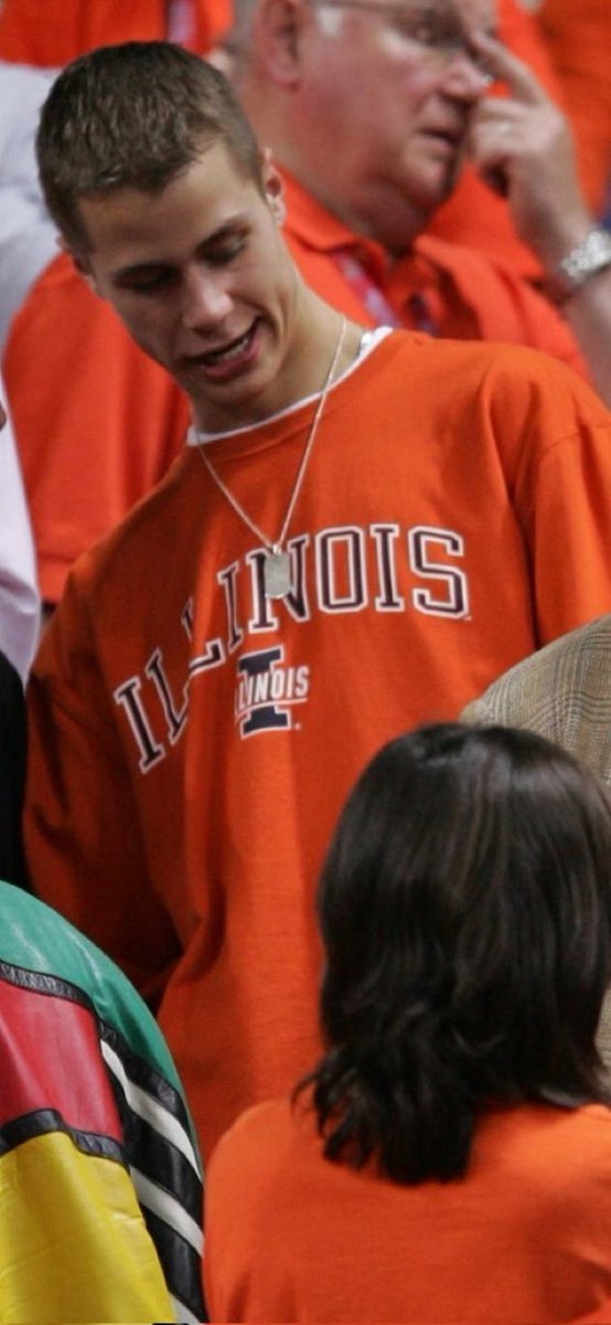 HoodieSzn tweet media