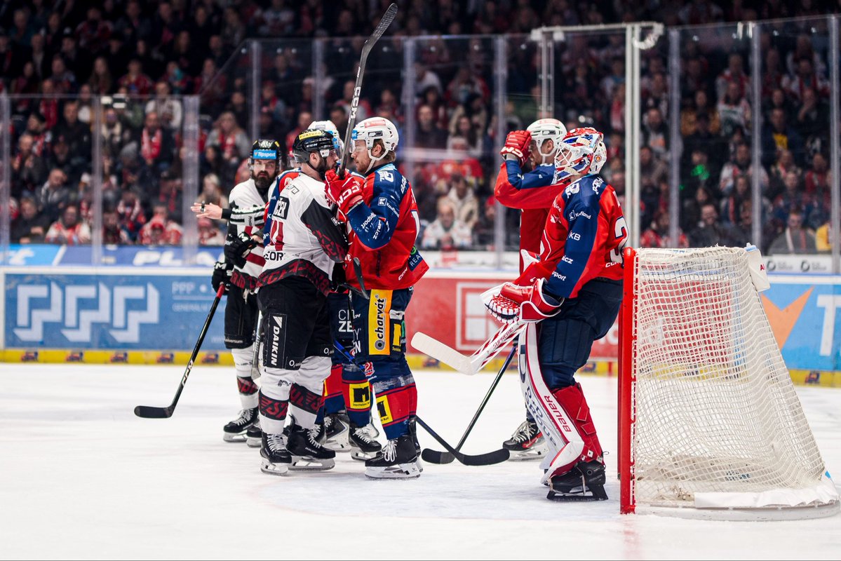 HC SPARTA PRAHA tweet media