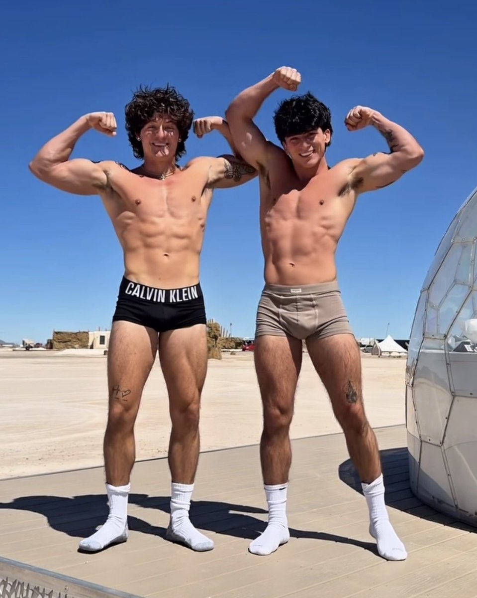 (21+ account) tweet media