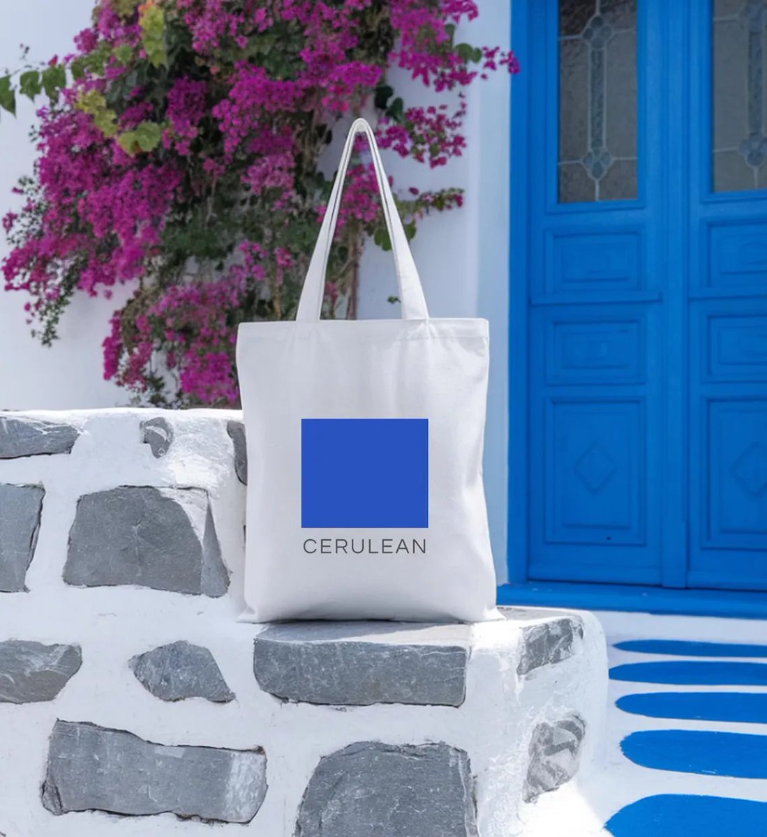 ServingPretty's tweet image. Cerulean Blue Tote: A clean, modern tote that blends trending color into your everyday glow 💙#MinimalistArt, #FestivalBag, #BohoBag, Gift for Her etsy.me/3Om65Jl via @Etsy #servingprettyshop
