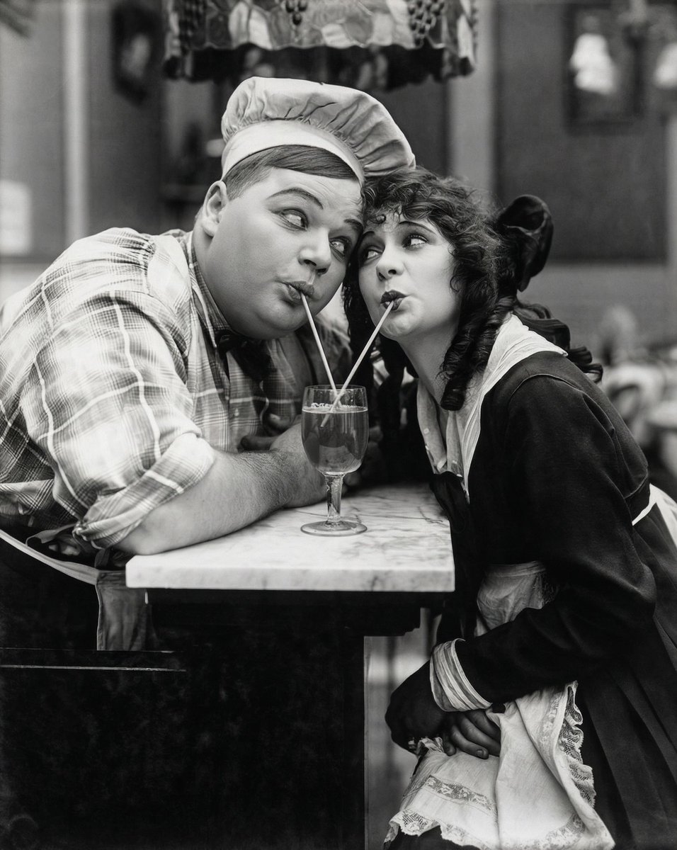 FriendlessGhoul tweet media