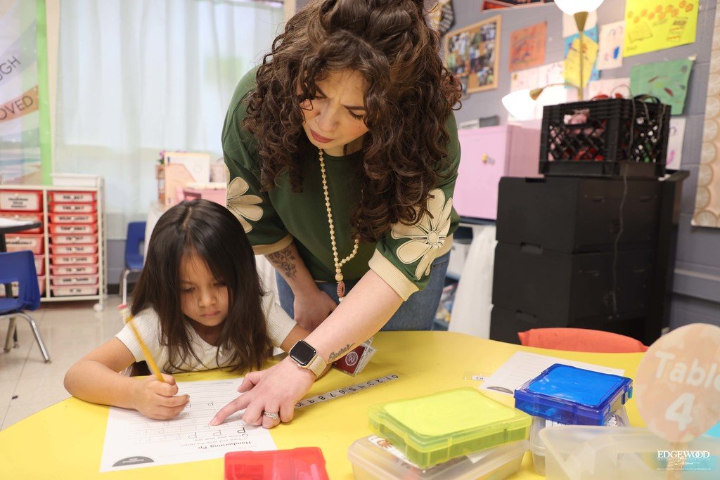 LBJelem's tweet photo. Teachers who care make all the difference. 🍎 Educators at LBJ Elementary focus on helping every child succeed. Enroll today at https://t.co/lTKLxrFmpt https://t.co/Hx1WA9eauB