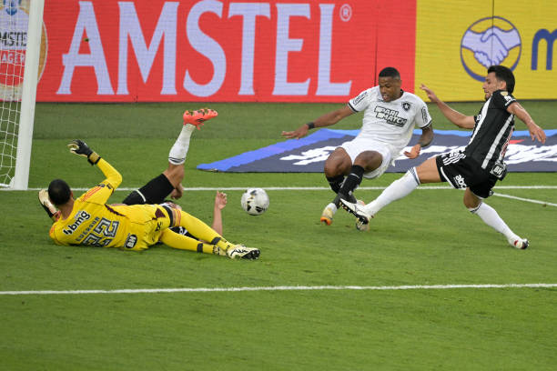 Victor Pereira ★彡 tweet media