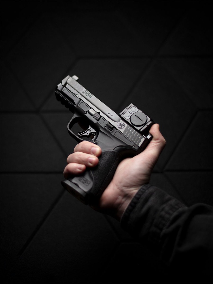 Smith & Wesson Inc. tweet media