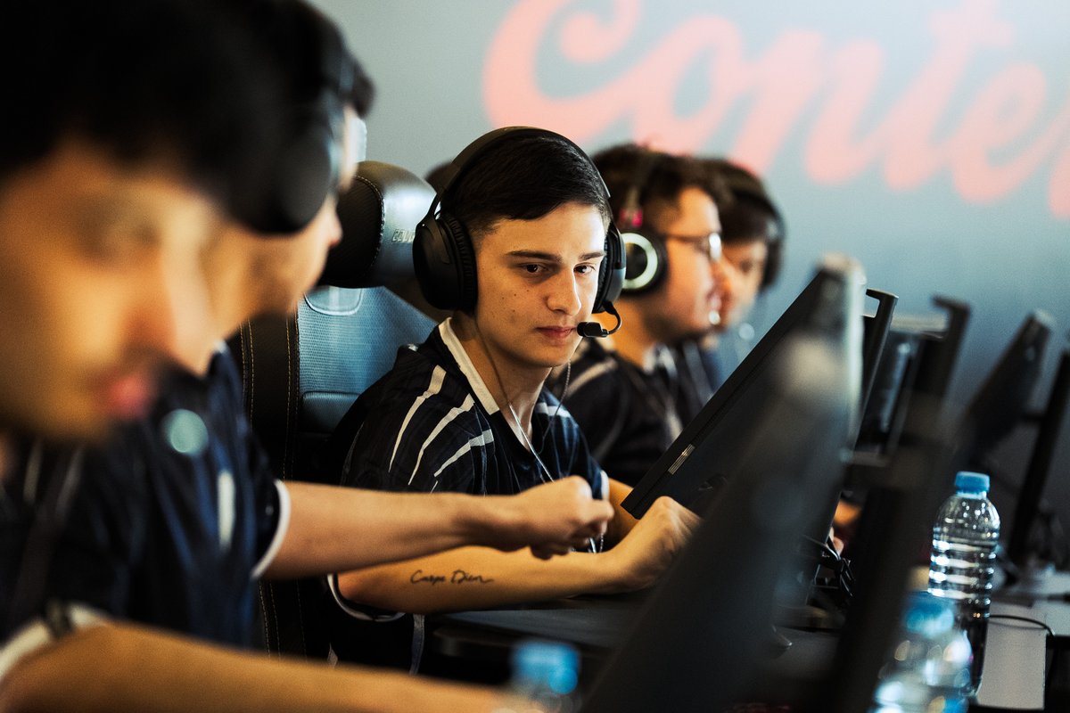 infocsarg's tweet photo. 💣🇧🇷🇦🇷 BESTIA ACADEMY EN PLAYOFFS DE FIRECONTER.
El equipo de @bestia_corp 🇧🇷🇦🇷 eliminó a #Luna 🇦🇷 ganándoles 2-0 y avanzan a la siguiente instancia.
El último slot en PO se define entre #Isurus y #ReallyGang. https://t.co/XgmlbLl35G