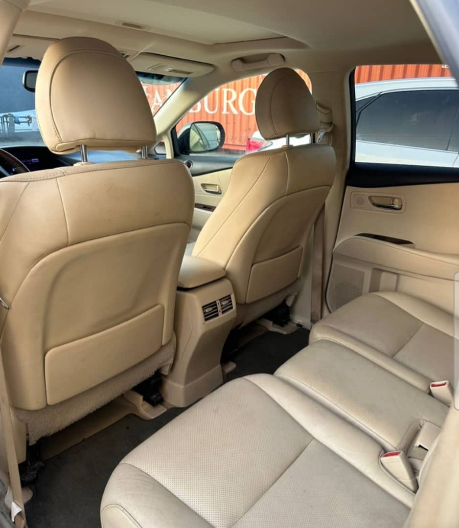 calebautos's tweet image. 2014
Lexus Rx350. 
Foreign Used. Full option 
#24.5M
Lagos
📞 08169802279 WhatsApp or Dm 

Kindly repost for customers 🙏 
#Abujacommunity #Lagos morayo  boyalone Boniface yorubas
