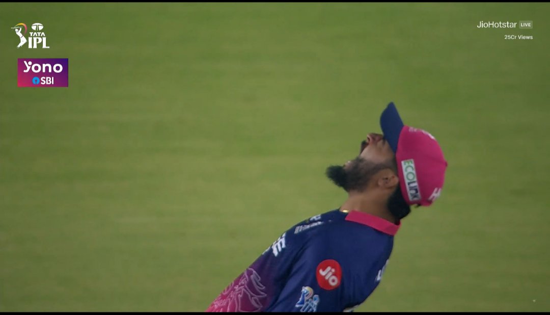 Only two match happen but This season is giving positive vibes. Last year we were losing these types of close matches 
#RRvsGT #GTvsRR