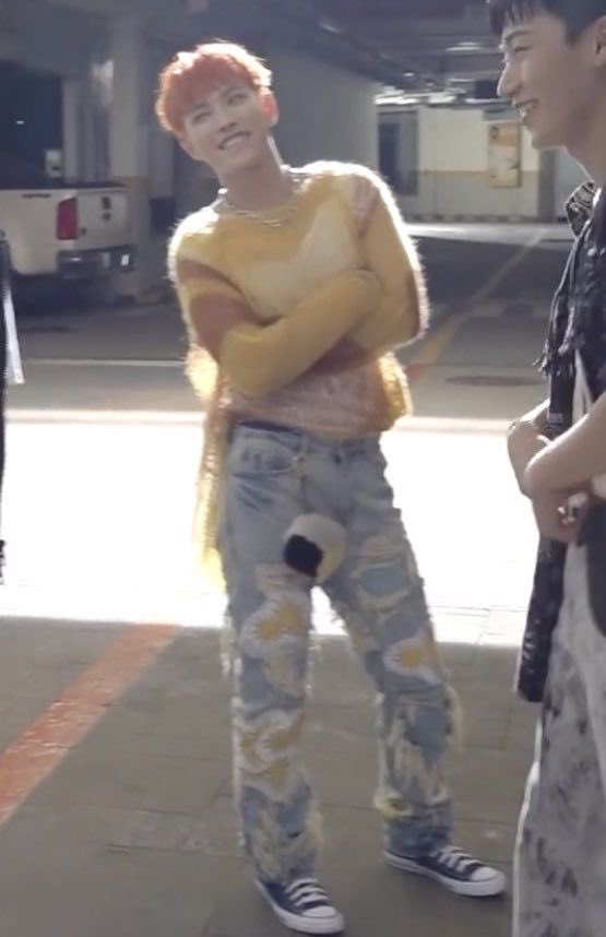 somi 🕸️ tweet media