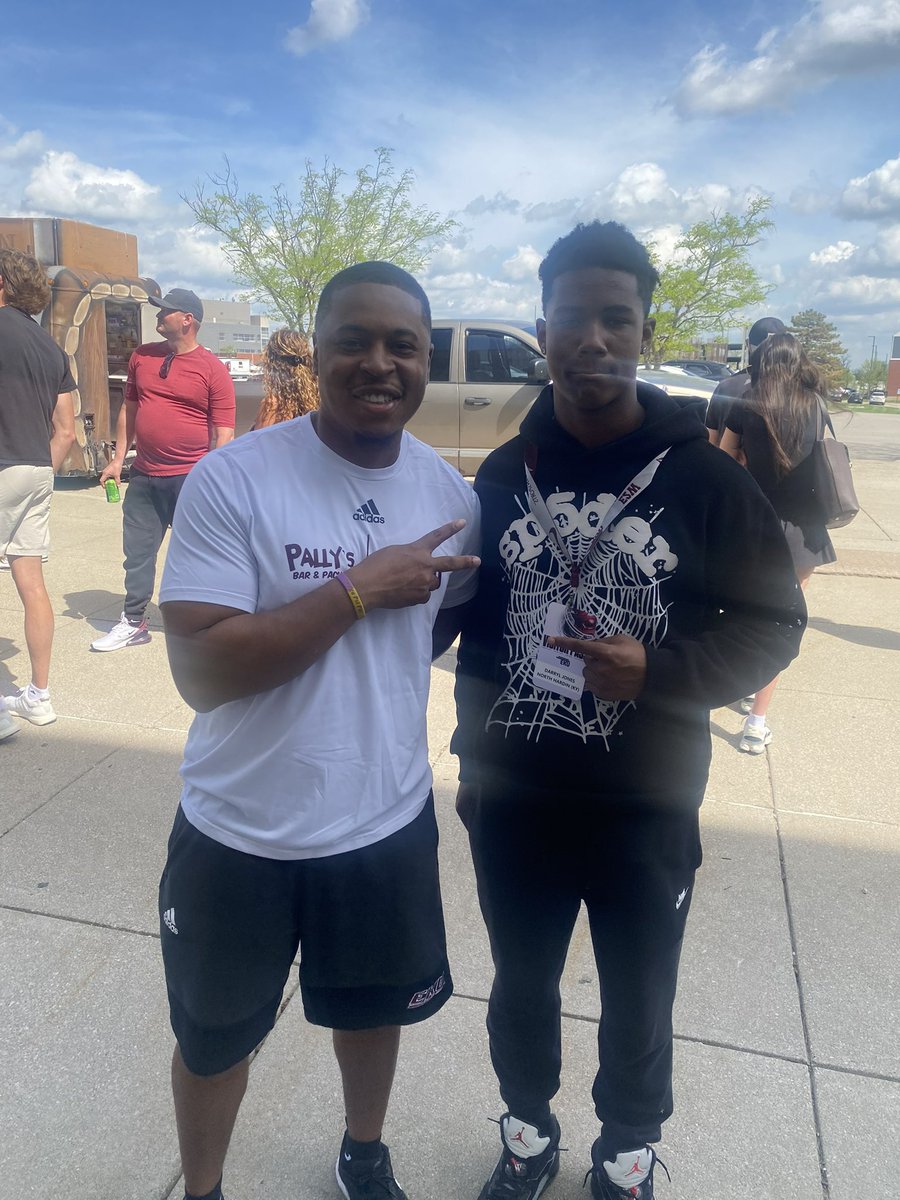 Darryl DJ JONES tweet media