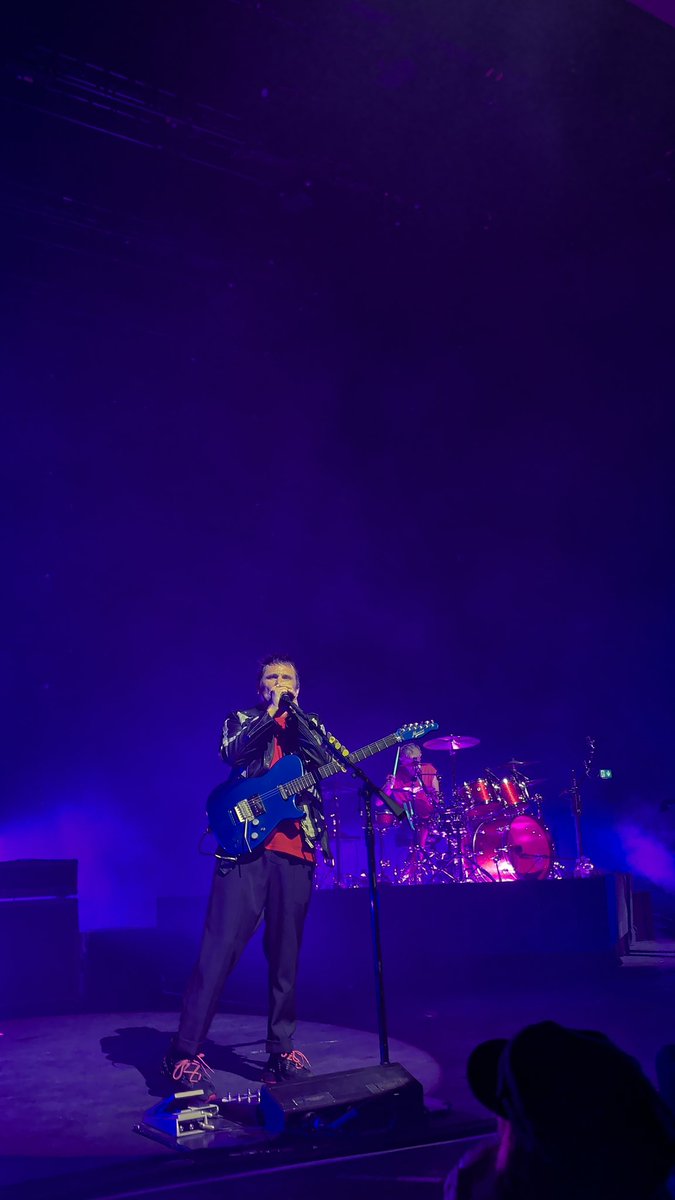 The most joyful night

Every time I see <a href="/muse/">muse</a> it just gets BETTER

Finally managed to get into one of the intimate gigs with my last one being the Albert Hall. What a special night