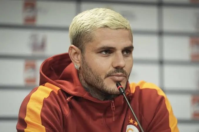 Trabzonspor maçının ilk yarısında Mauro İcardi ikili mücadele kazanamadı çünkü hiç ikili mücadeleye girmedi.