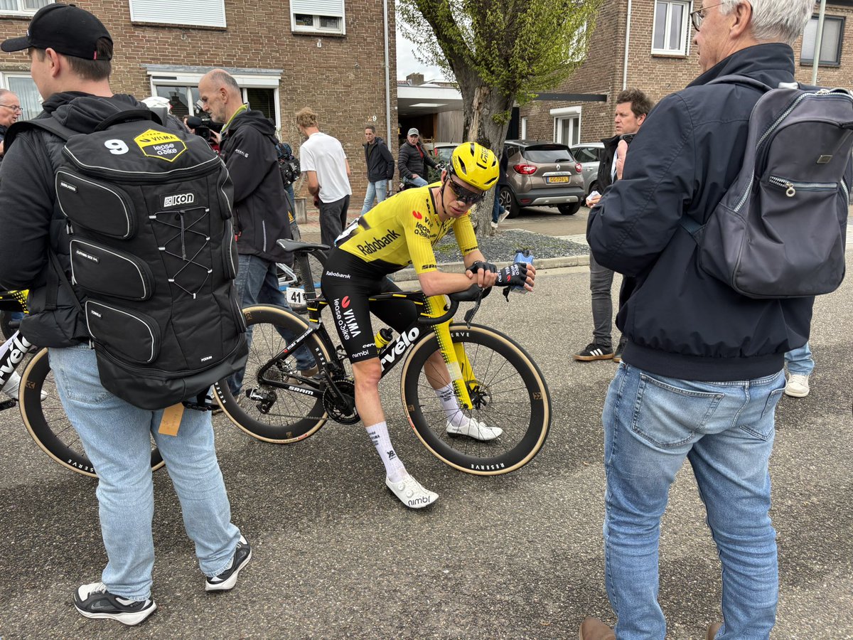 Never Strays Far tweet media