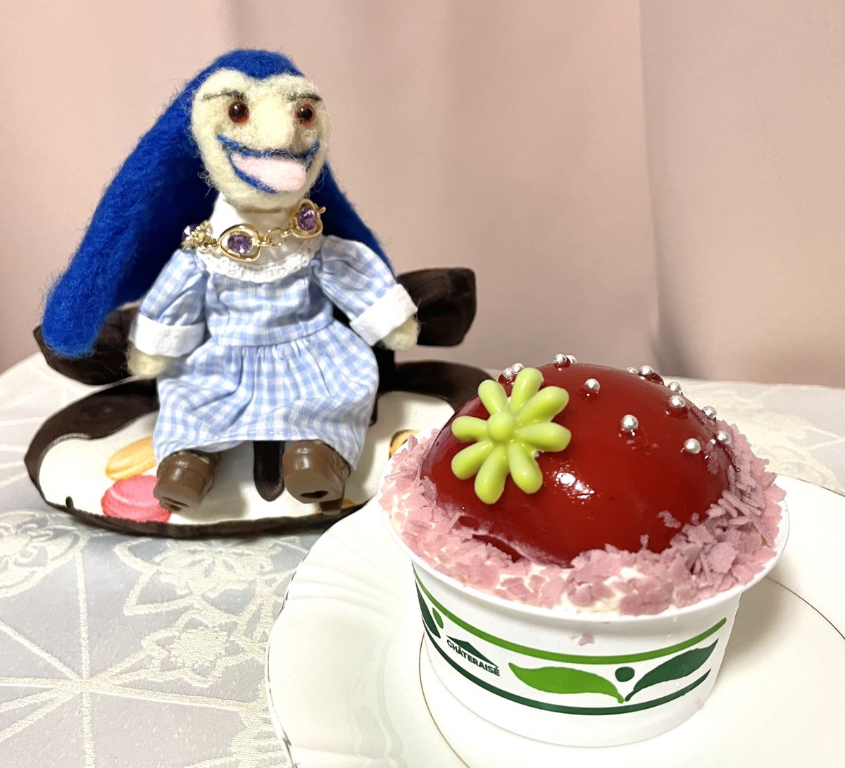 よふー tweet media