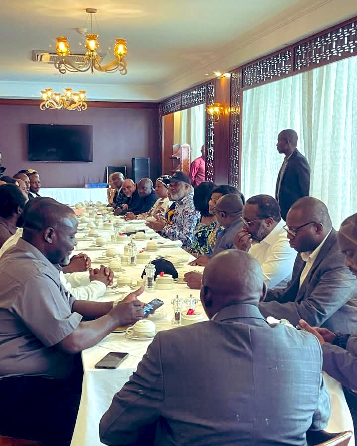 P E G U Y - N Y E M B O 🇨🇩 tweet media