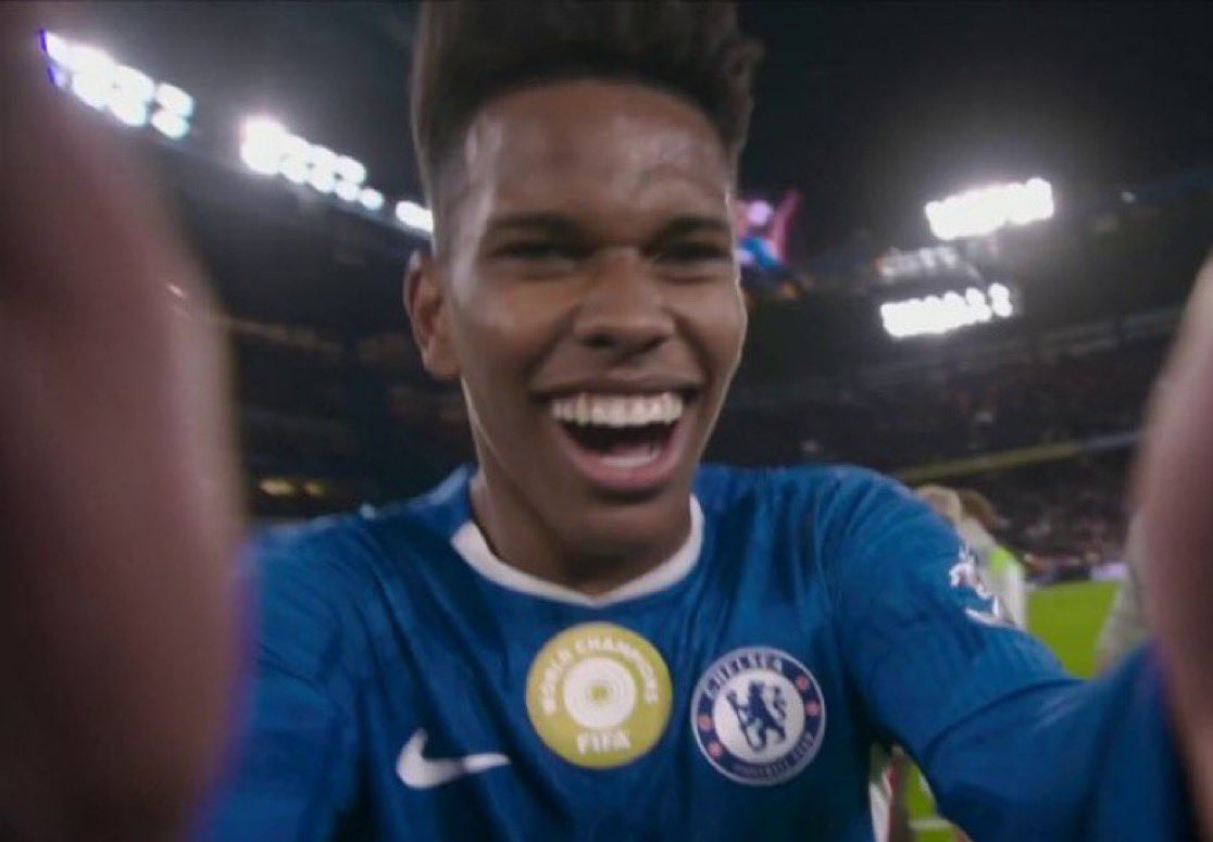 No Context Chelsea tweet media