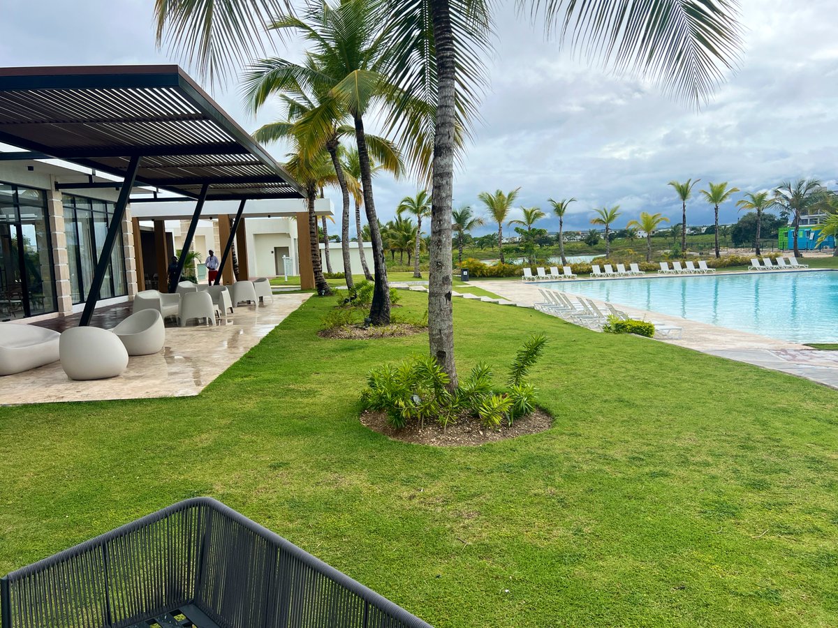 TARATOOTURNT. tweet media