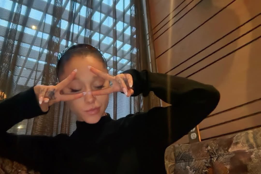 Ariana Grande Today tweet media