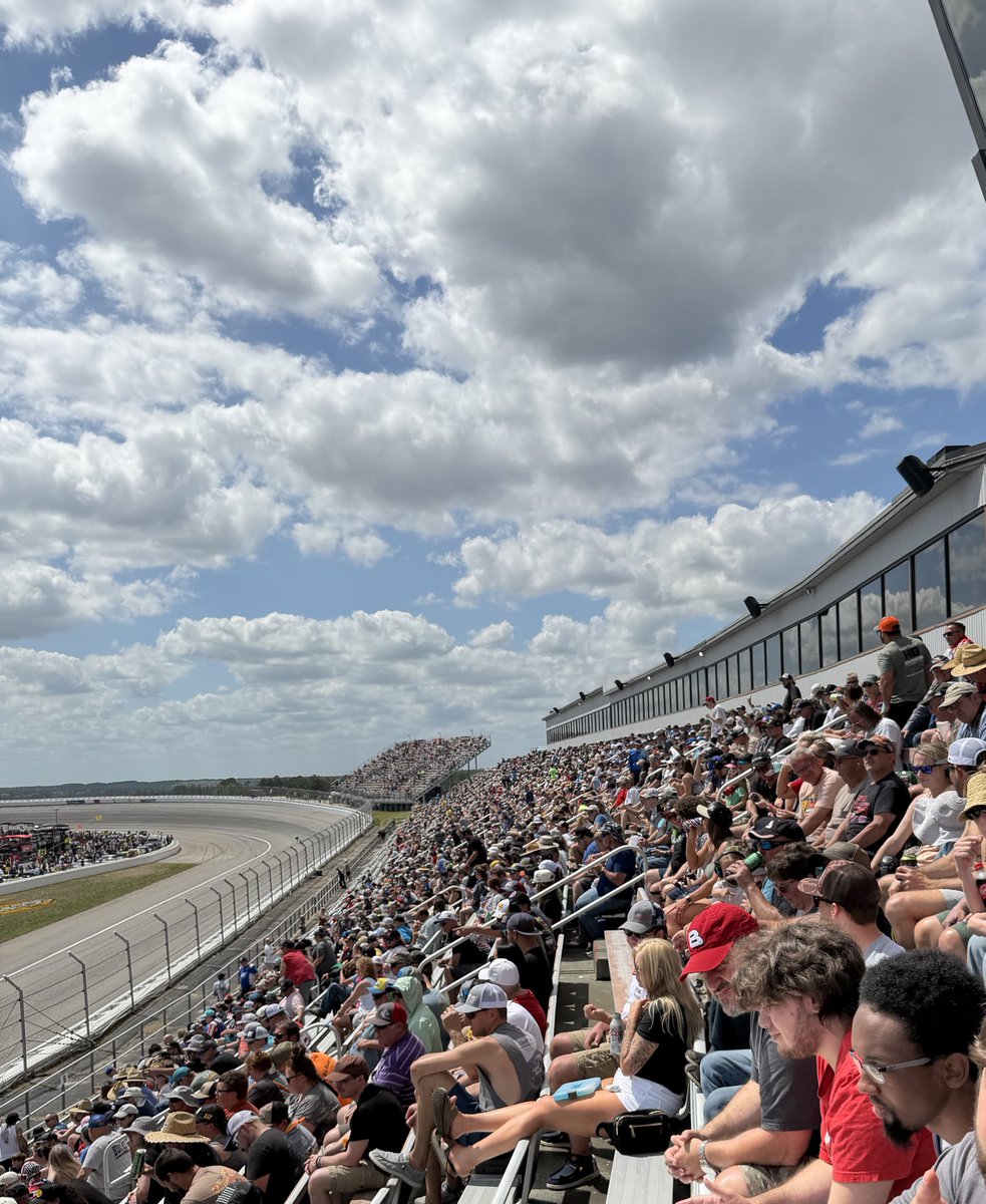 Don’t nobody try to tell me the fans didn’t turn out. Imma shut that down real quick.