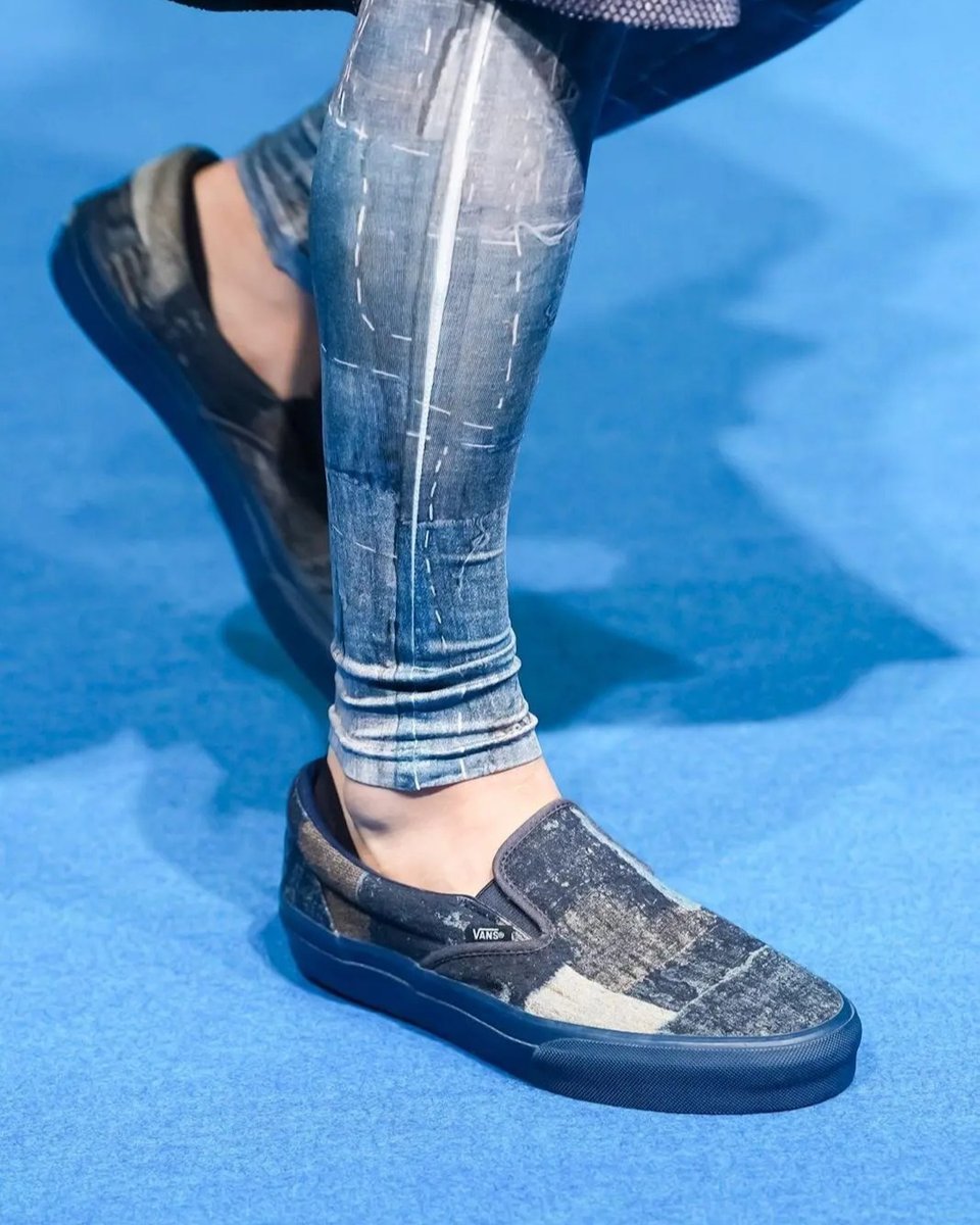 Modern Notoriety tweet media