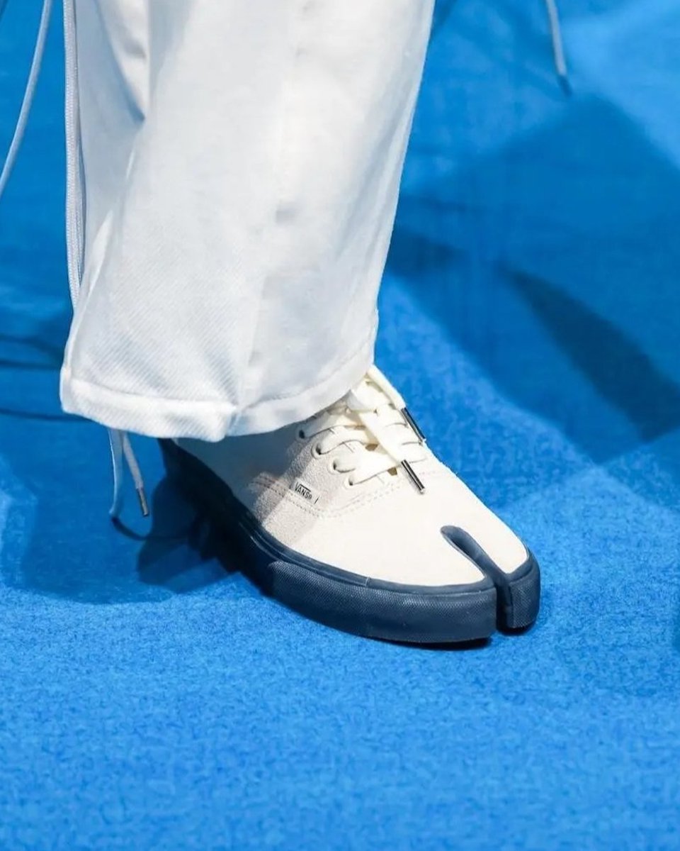 Modern Notoriety tweet media