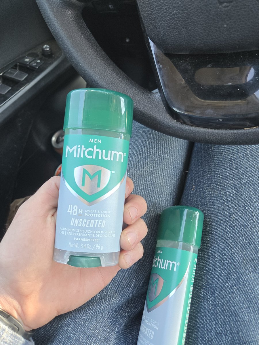 HowlingHemorrhoids tweet media