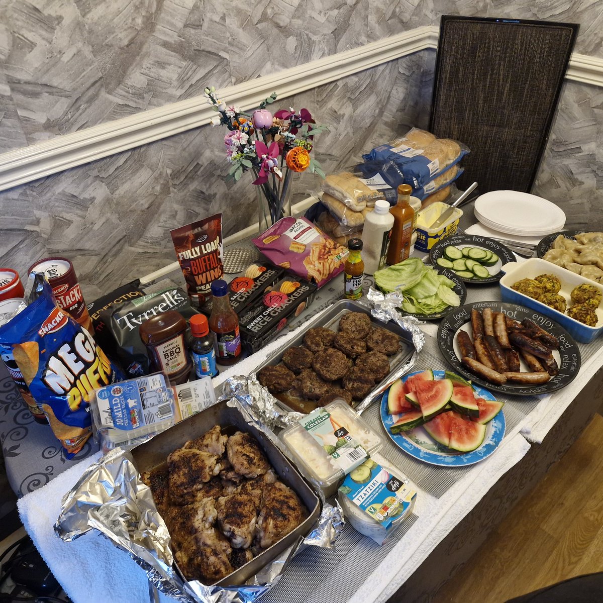 STU BBQ tweet media
