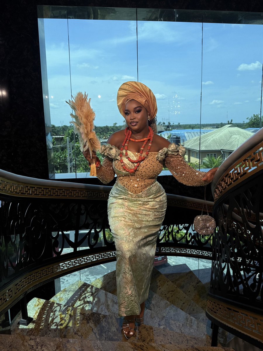 Official Chinwe Elibe tweet media