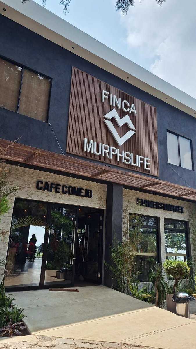 Chris Meinhart 🇸🇻🌋 tweet media