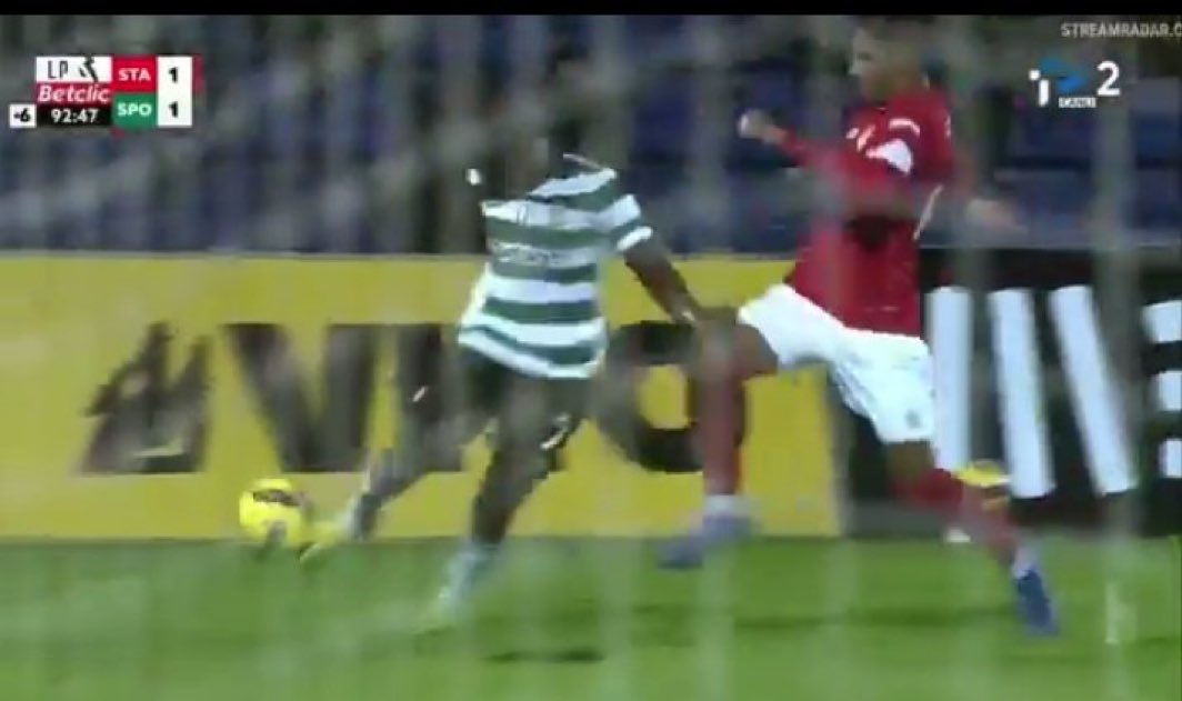 بنفيكا بالعربي tweet media