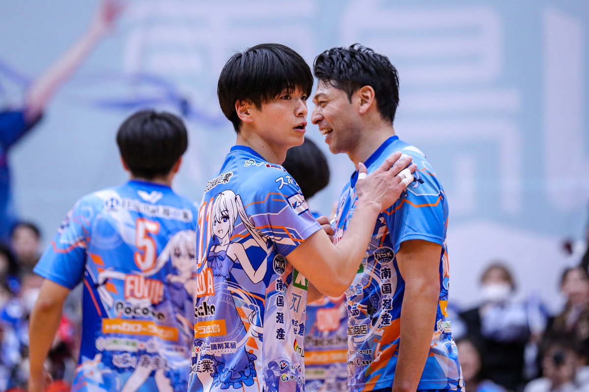 羽毛ふとん tweet media