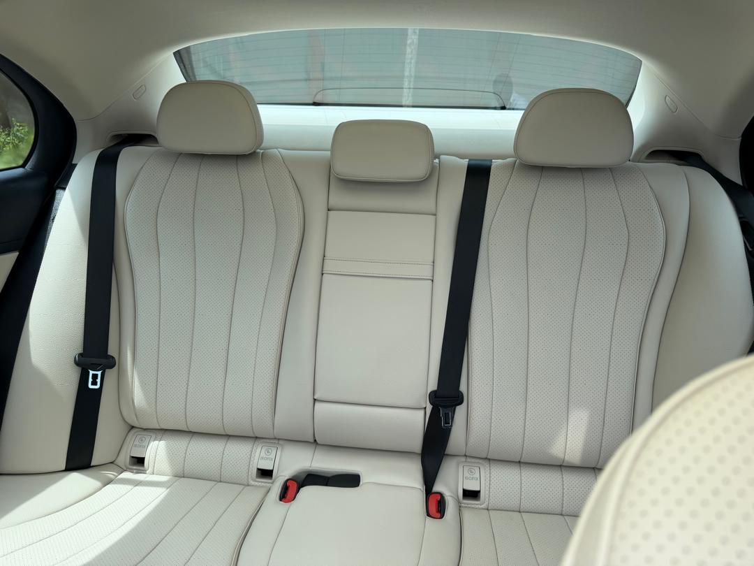 calebautos's tweet image. 2025
Mercedes Benz E350
Foreign Used 
#165M
Abuja
📞 08169802279 WhatsApp or Dm 

Kindly repost for customers 🙏 
#Abujacommunity #Lagos Morayo Boniface Yorubas Chibuzor