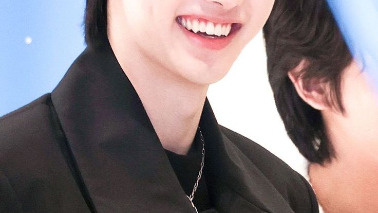 Guess the member (easy)
Reply w tags

#ENGENEs_Ask_BELIFT_for_Accountability
#Boycott_BELIFT_for_ENHYPEN