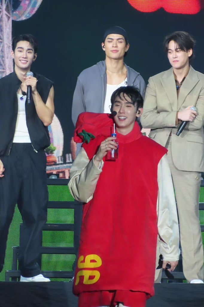 Love,Live,Laugh tweet media