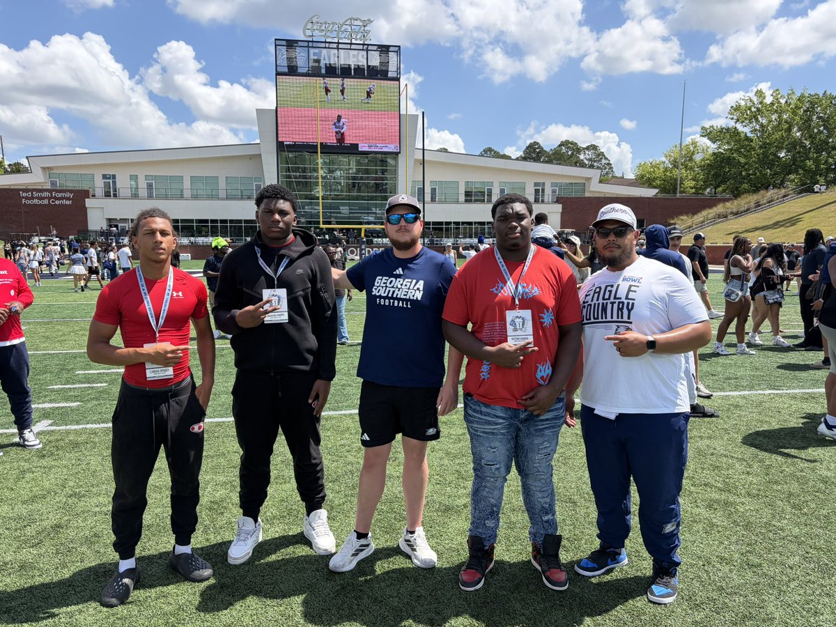 JordanSpady15's tweet photo. Had a great visit @GSAthletics_FB. Can’t wait to come back in June for camp.@PRAYHUD @H2Athletes @H2_Recruiting @TimothyBynum5 @Brown985Coach @CoachSafford https://t.co/LxmYV8yLPM
