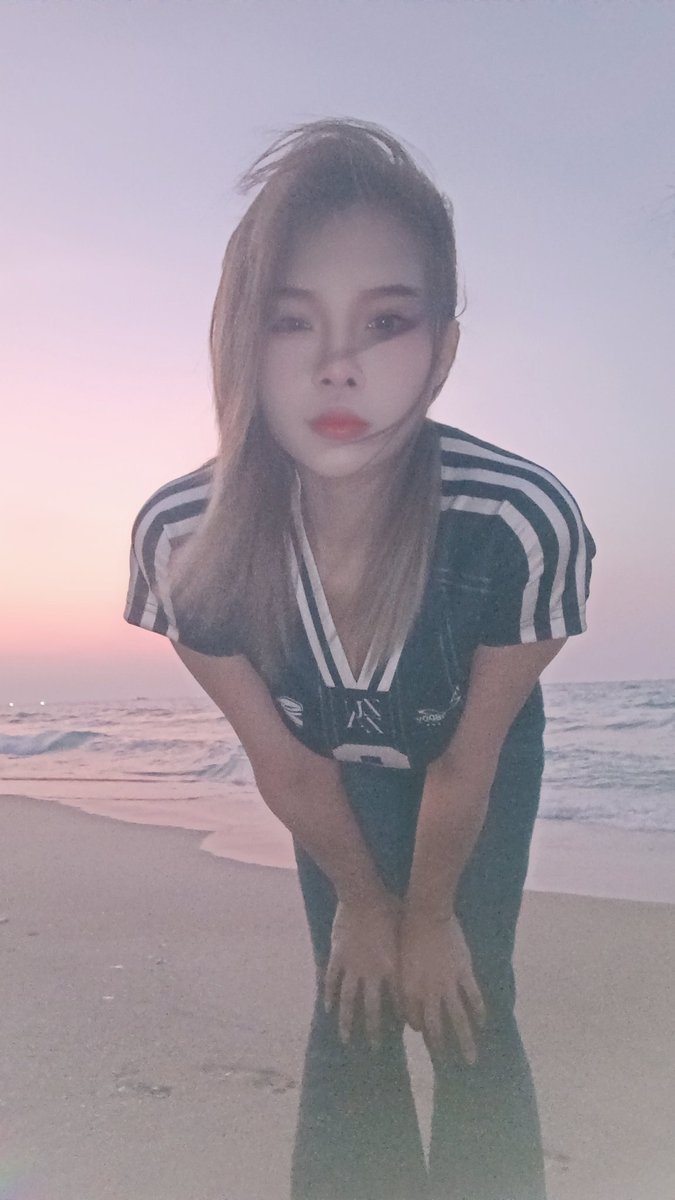 MissMay maya tweet media