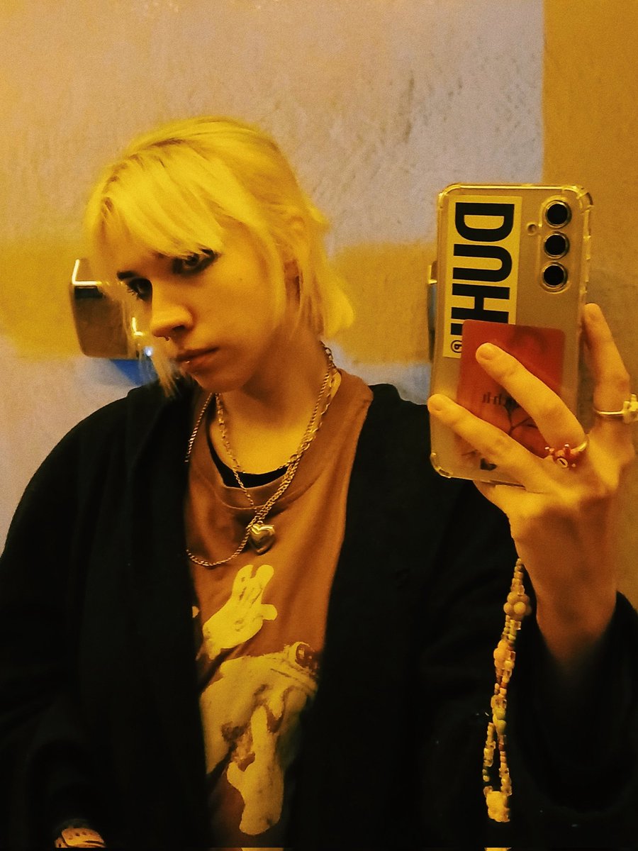 sasha barksexybark tweet media