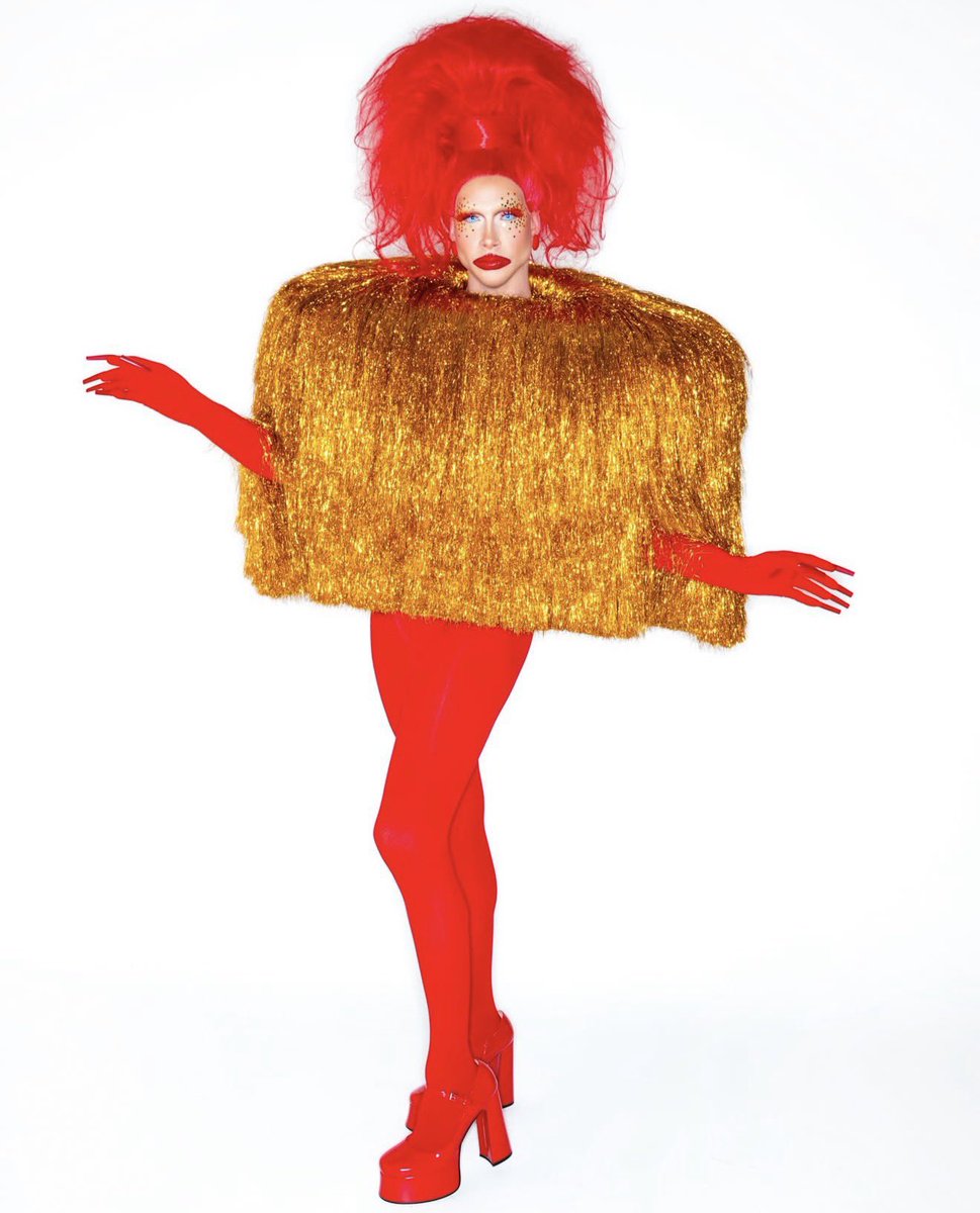 MrsFishVEVO tweet media