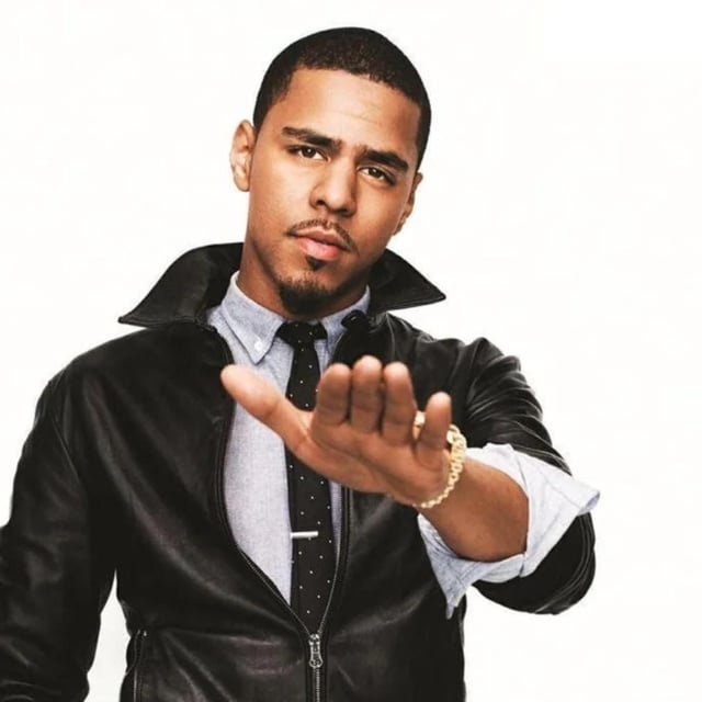 L E S E D I tweet media