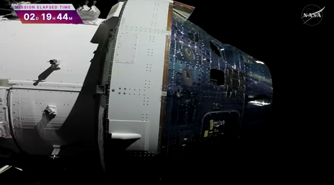 Maxarick tweet media